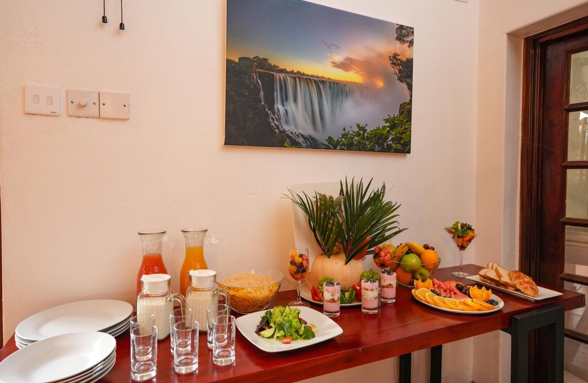 The Little Outlook Bed & Breakfast Виктория Фолс Екстериор снимка